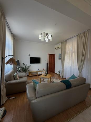 Apartment ya chumba kimoja inapangishwa Masaki, Dar Es Salaam Apartment ya chumba kimoja inapangishwa Masaki, Dar Es Salaam