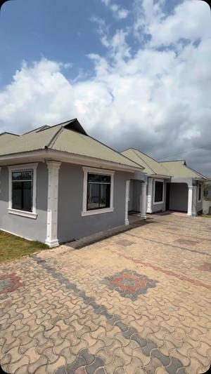 Apartment ya vyumba vitatu inapangishwa Mbezi Africana Juu, Dar Es Salaam