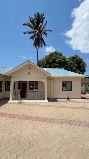 2 Bedrooms Apartment for Rent in Mbezi Beach Makonde, Dar Es Salaam 2 Bedrooms Apartment for Rent in Mbezi Beach Makonde, Dar Es Salaam