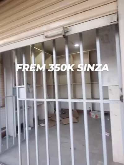 Duka linapangishwa Sinza, Dar Es Salaam