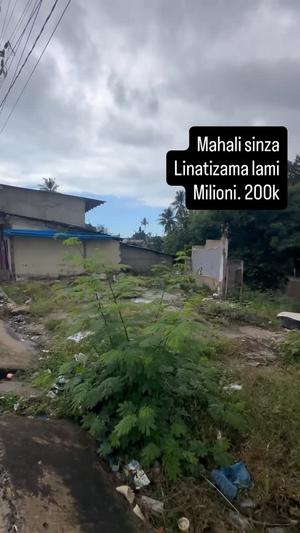 Kiwanja kinauzwa Sinza, Dar Es Salaam sqm 200