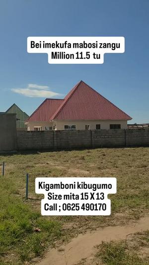 Plot for sale in Kigamboni Kibugumo, Dar Es Salaam sqm 195
