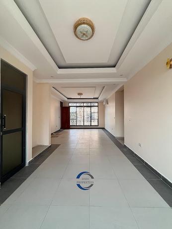 Apartment ya vyumba vitatu inapangishwa Mikocheni, Dar Es Salaam Apartment ya vyumba vitatu inapangishwa Mikocheni, Dar Es Salaam