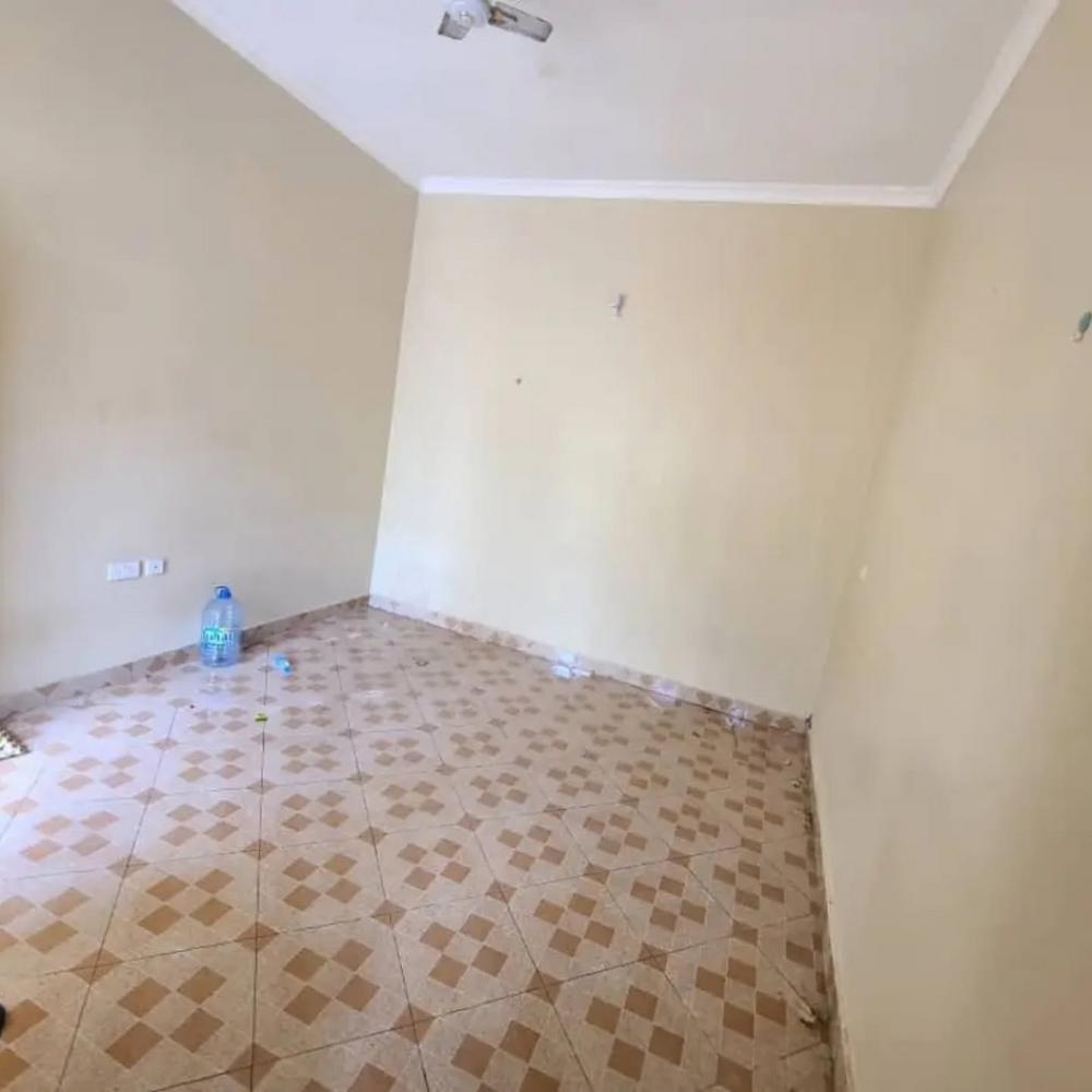 media -4 media -4