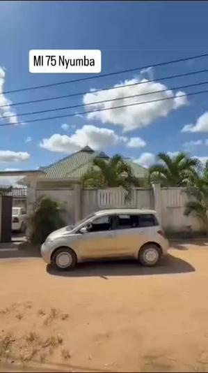 Nyumba ya vyumba vitatu inauzwa Kigamboni Toangoma, Dar Es Salaam Nyumba ya vyumba vitatu inauzwa Kigamboni Toangoma, Dar Es Salaam