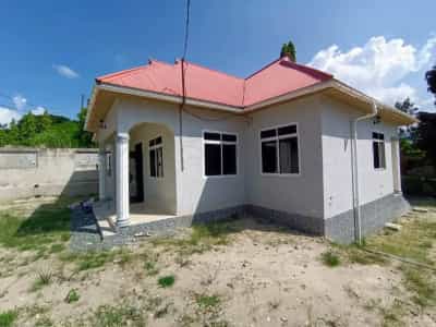 3 Bedrooms House for Rent in Kimara, Dar Es Salaam