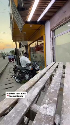 Frame ya Biashara inapangishwa Makumbusho, Dar Es Salaam Frame ya Biashara inapangishwa Makumbusho, Dar Es Salaam