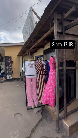 Duka linapangishwa Sinza Uzuri, Dar Es Salaam
