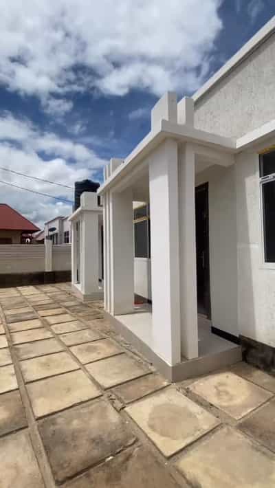 Nyumba ya vyumba viwili inapangishwa Mlimwa C, Dodoma Nyumba ya vyumba viwili inapangishwa Mlimwa C, Dodoma