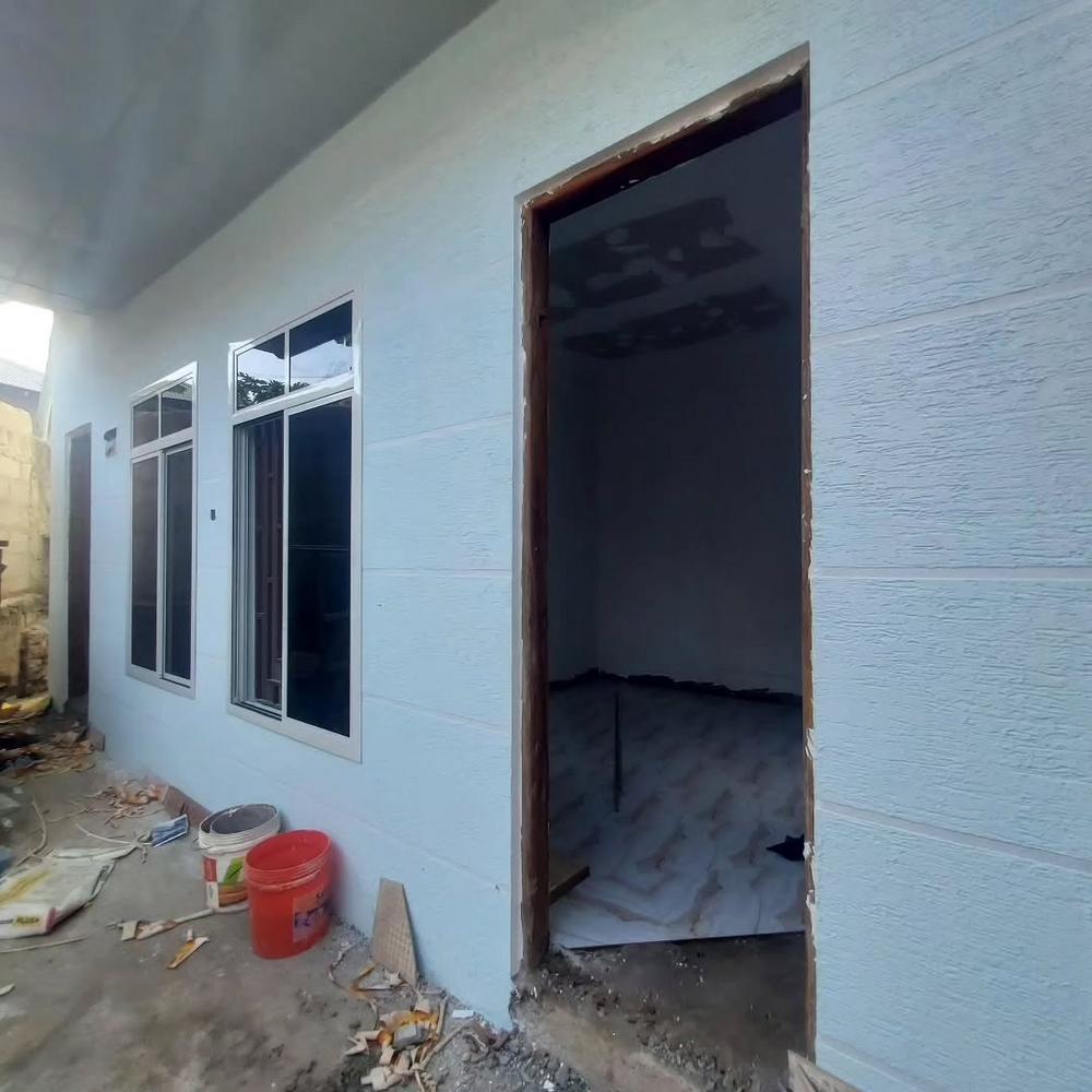 media -1 media -1