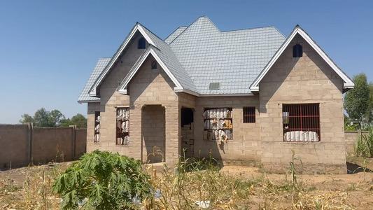 Nyumba ya vyumba vitatu inauzwa Buhongwa, Mwanza (900 sqm)
