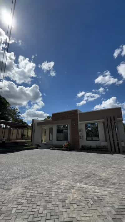 Nyumba ya vyumba vitatu inauzwa Goba, Dar Es Salaam (600 sqm)