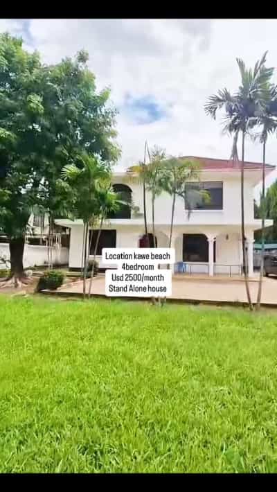 Nyumba ya vyumba vinne inapangishwa Kawe Beach, Dar Es Salaam