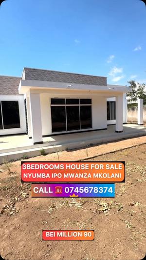 Nyumba ya vyumba vitatu inauzwa Mkolani, Mwanza (790 sqm) Nyumba ya vyumba vitatu inauzwa Mkolani, Mwanza (790 sqm)