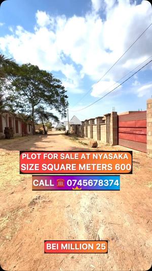 Kiwanja kinauzwa Nyasaka, Mwanza (600 sqm) Kiwanja kinauzwa Nyasaka, Mwanza (600 sqm)