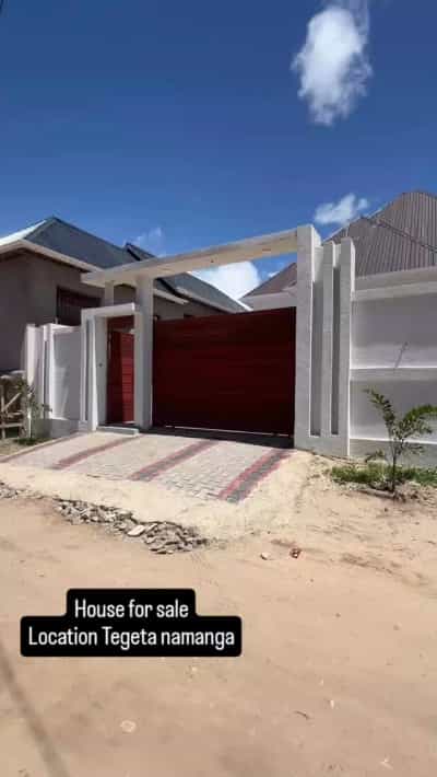 Nyumba ya vyumba vitatu inauzwa Tegeta Namanga, Dar Es Salaam (600 sqm) Nyumba ya vyumba vitatu inauzwa Tegeta Namanga, Dar Es Salaam (600 sqm)