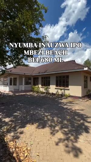 Nyumba ya vyumba vinne inauzwa Mbezi Beach, Dar Es Salaam (1000 sqm)