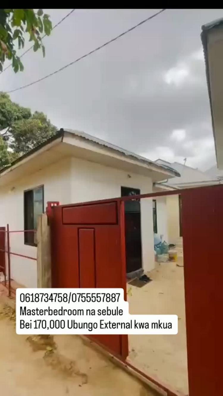media -1 media -1