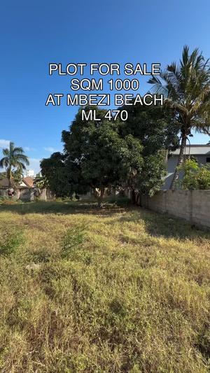Kiwanja kinauzwa Mbezi Beach Africana, Dar Es Salaam (1000 sqm) Kiwanja kinauzwa Mbezi Beach Africana, Dar Es Salaam (1000 sqm)