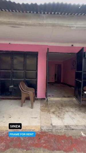 Duka linapangishwa Sinza, Dar Es Salaam