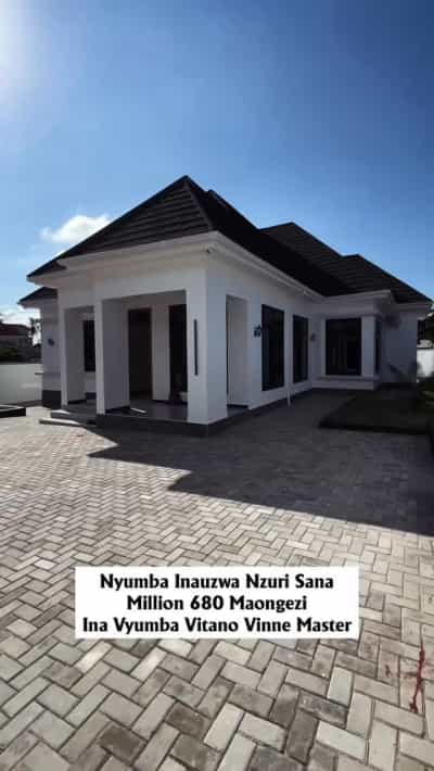 Nyumba ya vyumba vitano inauzwa Goba Lastanza (Magorofani), Dar Es Salaam Nyumba ya vyumba vitano inauzwa Goba Lastanza (Magorofani), Dar Es Salaam