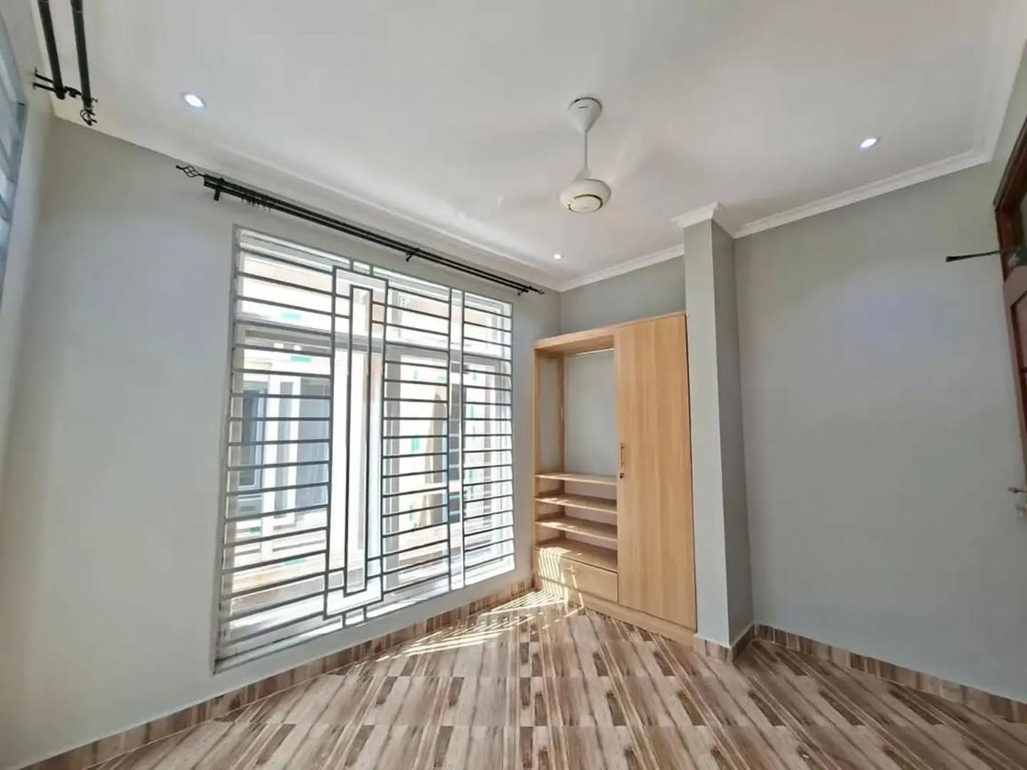 media -3 media -3
