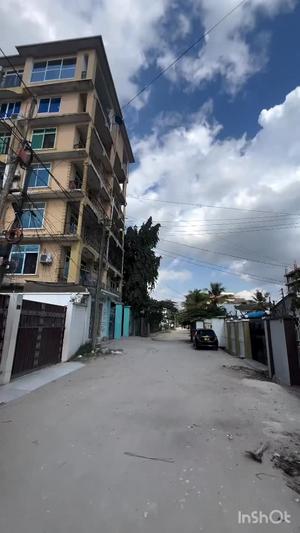 Apartment ya vyumba vitatu inauzwa Msasani Beach Peninsula, Dar Es Salaam