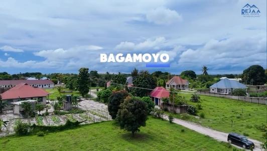 Viwanja vinauzwa Kiromo, Pwani (400 sqm)