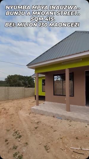 Nyumba ya vyumba vitatu inauzwa Bunju A Mtaa Wa Mkoani, Dar Es Salaam (415 sqm) Nyumba ya vyumba vitatu inauzwa Bunju A Mtaa Wa Mkoani, Dar Es Salaam (415 sqm)