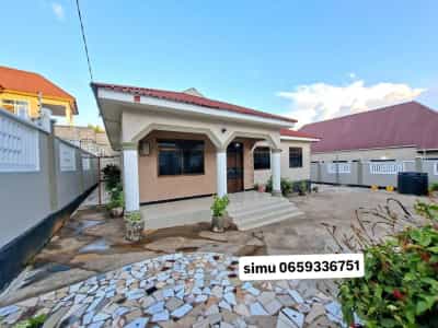 Nyumba ya vyumba vitatu inapangishwa KIMARA KOROGWE, Dar Es Salaam