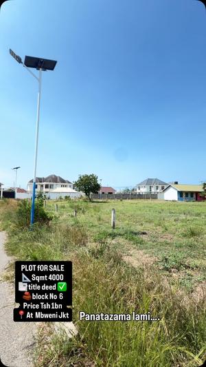 Kiwanja kinauzwa Mbweni Jkt, Dar Es Salaam sqm 4000 Kiwanja kinauzwa Mbweni Jkt, Dar Es Salaam sqm 4000