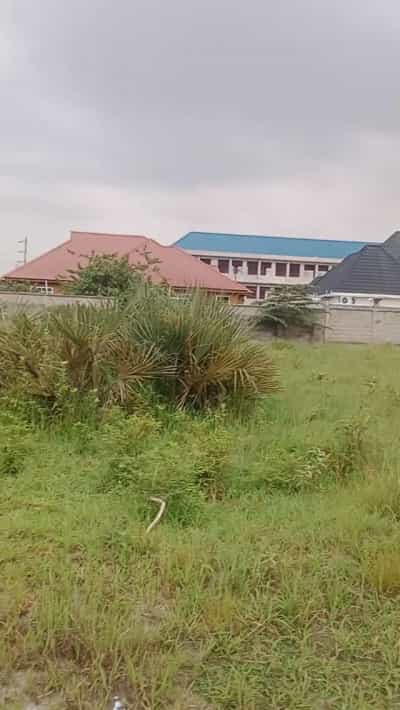 Kiwanja kinauzwa Buyuni, Dar Es Salaam (977 sqm)