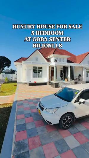 Nyumba ya vyumba vitano inauzwa Goba Center, Dar Es Salaam (2500 sqm)