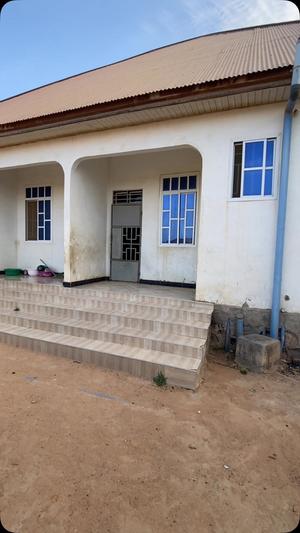 Apartment ya vyumba vitatu inapangishwa Chidachi, Dodoma Apartment ya vyumba vitatu inapangishwa Chidachi, Dodoma