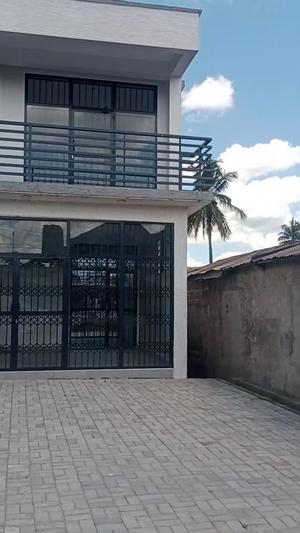 Frame ya Biashara inapangishwa Pugu, Dar Es Salaam Frame ya Biashara inapangishwa Pugu, Dar Es Salaam