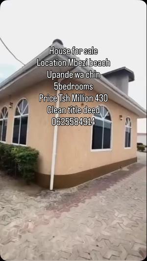 Nyumba ya vyumba vitano inauzwa Mbezi Beach, Dar Es Salaam Nyumba ya vyumba vitano inauzwa Mbezi Beach, Dar Es Salaam