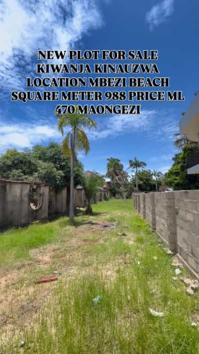 Kiwanja kinauzwa Mbezi Beach, Dar Es Salaam (988 sqm) Kiwanja kinauzwa Mbezi Beach, Dar Es Salaam (988 sqm)