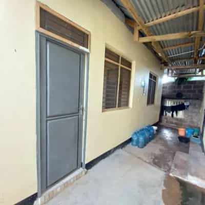 Apartment ya chumba kimoja inapangishwa Kimara Korogwe, Dar Es Salaam Apartment ya chumba kimoja inapangishwa Kimara Korogwe, Dar Es Salaam