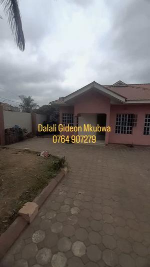 3 Bedrooms House for Rent in Moshono, Arusha 3 Bedrooms House for Rent in Moshono, Arusha