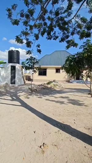 Nyumba ya vyumba vitatu inauzwa Pugu Kajiungeni, Dar Es Salaam (800 sqm)