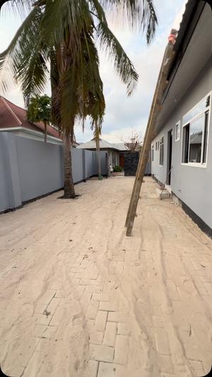 Nyumba ya chumba kimoja inapangishwa Kigamboni Kisiwani, Dar Es Salaam Nyumba ya chumba kimoja inapangishwa Kigamboni Kisiwani, Dar Es Salaam