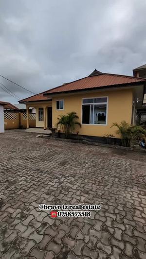 Apartment ya vyumba vitatu inapangishwa Kijichi Mgeni Nani, Dar Es Salaam Apartment ya vyumba vitatu inapangishwa Kijichi Mgeni Nani, Dar Es Salaam