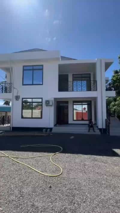 Apartment ya vyumba viwili inapangishwa Kunduchi Beach, Dar Es Salaam