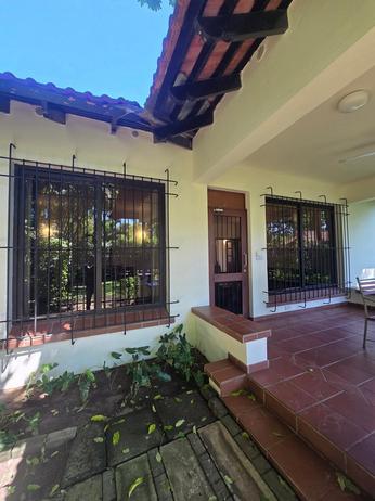 Nyumba (Furnished) ya vyumba vinne inapangishwa Masaki, Dar Es Salaam