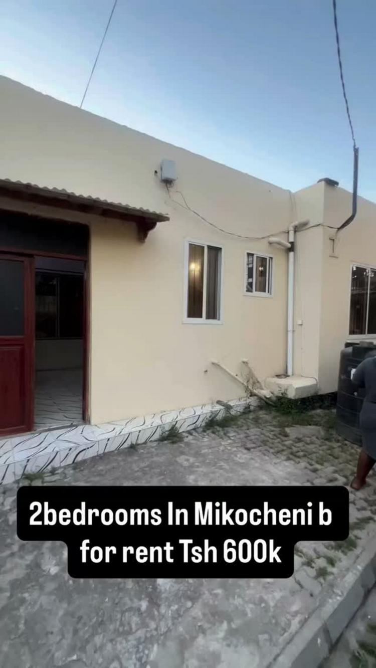 media -1 media -1