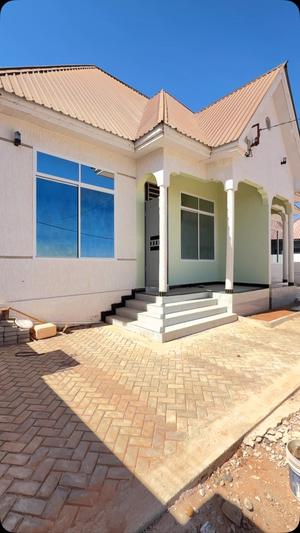 Apartment ya vyumba viwili inapangishwa Makulu Osterby, Dodoma Apartment ya vyumba viwili inapangishwa Makulu Osterby, Dodoma