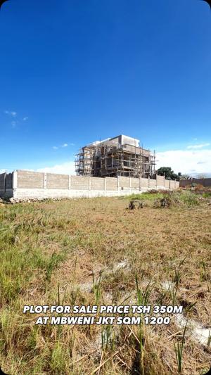Kiwanja kinauzwa Mbweni JKT, Dar Es Salaam (1200 sqm) Kiwanja kinauzwa Mbweni JKT, Dar Es Salaam (1200 sqm)