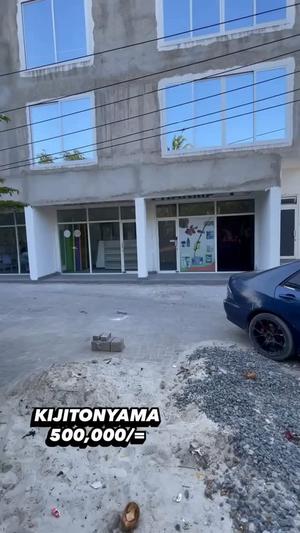 Duka linapangishwa Kijitonyama, Dar Es Salaam Duka linapangishwa Kijitonyama, Dar Es Salaam