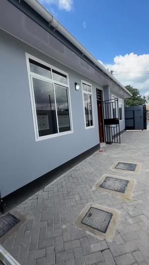 Nyumba/Apartment ya vyumba viwili inapangishwa Kinondoni, Dar Es Salaam Nyumba/Apartment ya vyumba viwili inapangishwa Kinondoni, Dar Es Salaam