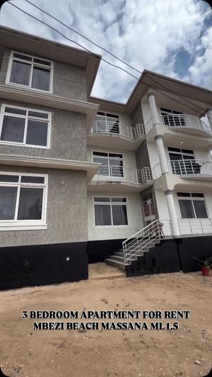 Nyumba/Apartment ya vyumba vitatu inapangishwa Mbezi Beach Masana, Dar Es Salaam Nyumba/Apartment ya vyumba vitatu inapangishwa Mbezi Beach Masana, Dar Es Salaam